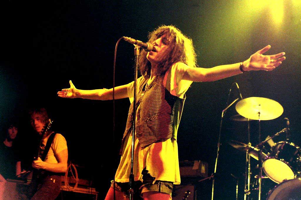 Patti Smith performing with the Patti Smith Group, in West Germany (1978)