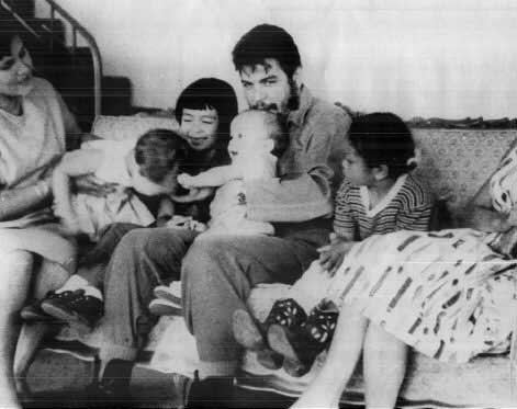 Che Guevara with his family