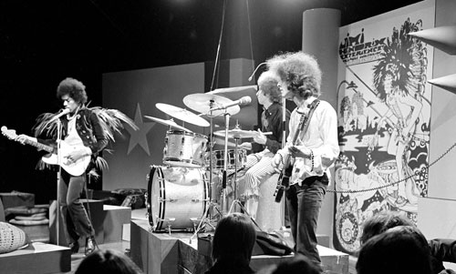 The Jimi Hendrix Experience performs for Dutch television show "Hoepla" (1967)