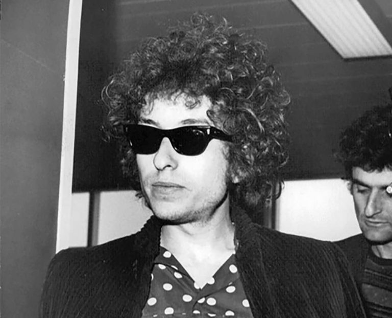 Bob Dylan at the Stockholm Arlanda Airport, Sweden (1966)