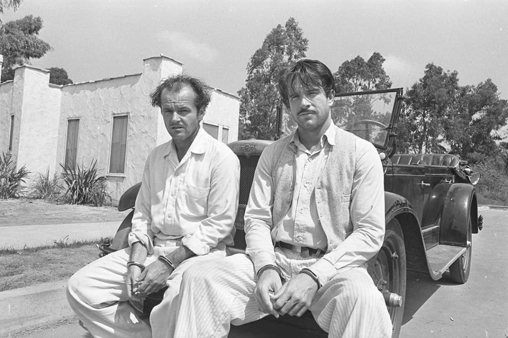 Jack Nicholson (left) and Warren Beatty on the set of 'Fortune', directed by Mike Nichols (1974)